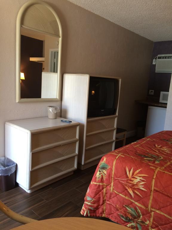 Royal Court Motel Вайлдвуд Экстерьер фото