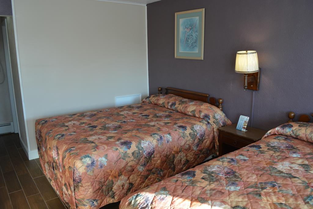 Royal Court Motel Вайлдвуд Экстерьер фото