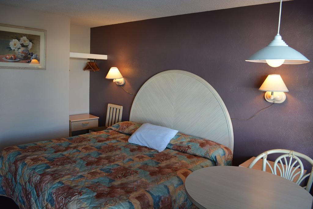 Royal Court Motel Вайлдвуд Экстерьер фото