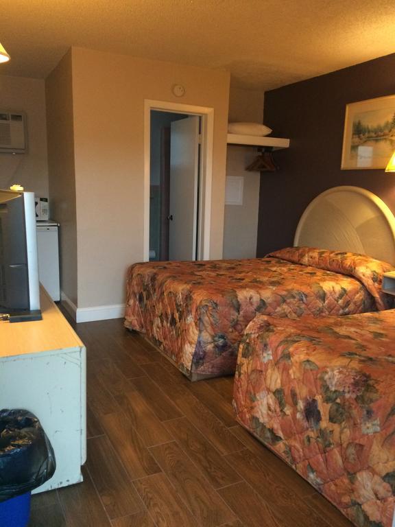 Royal Court Motel Вайлдвуд Экстерьер фото